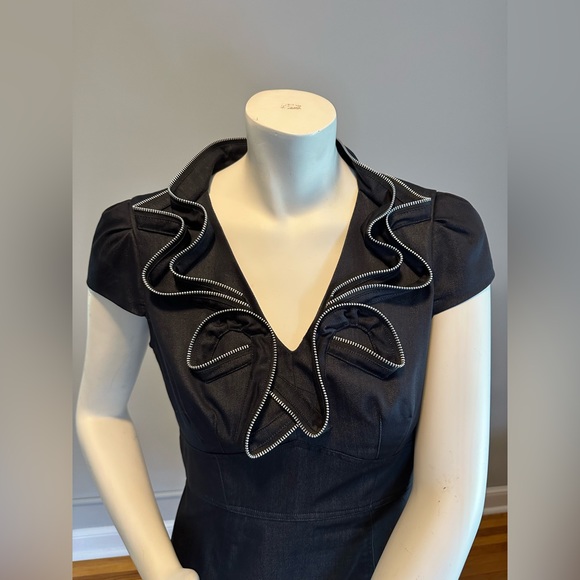 Classy London Times Dress with Ruffle Zipper size 6 - Picture 3 of 10